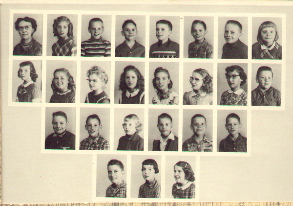 Miss Turley's 4th Grade Mt. Pulaski 1960-61
